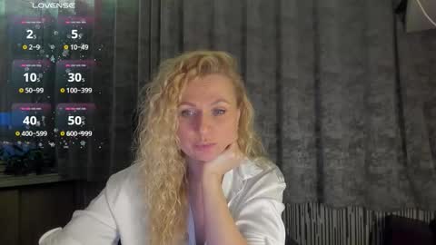 milanna_x online show from 03-25-26, 04:46