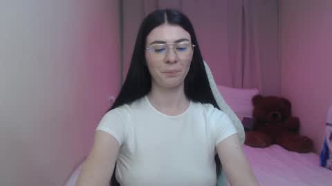 milasecretsss online show from 05-01-26, 11:59