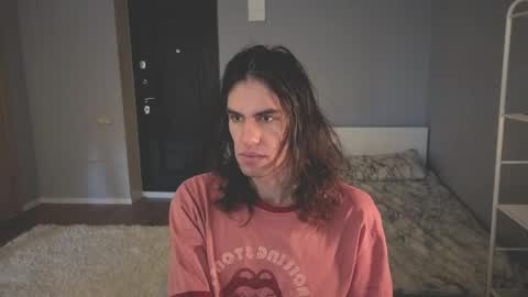 Mila online show from 04-07-26, 12:05