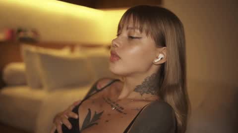 M  Telegram mamagotachannel online show from 04-11-26, 11:03