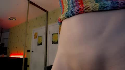 Snapshot of milena_hardy chatting on 01-22-25, 06:52 Milena Hardy online show from 01-22-25, 06:52