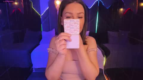 Snapshot of milena_mellow chatting on 11-18-25, 08:46 Milena online show from 11-18-25, 08:46