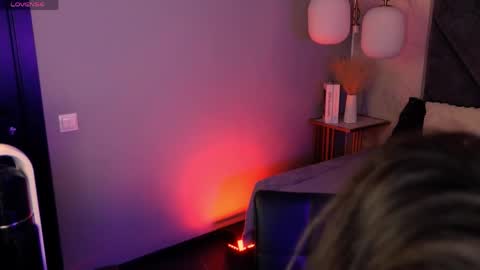 Snapshot of milena_mellow chatting on 04-10-26, 09:08 Milena online show from 04-10-26, 09:08