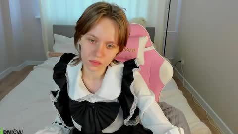 Snapshot of milena_milyan chatting on 04-18-26, 01:31 Milena online show from 04-18-26, 01:31