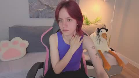 Snapshot of milena_milyan chatting on 06-23-26, 01:58 Milena online show from 06-23-26, 01:58