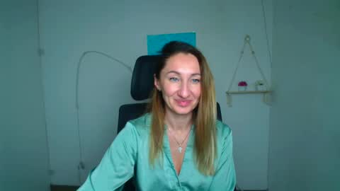 Snapshot of milena_sunny_ chatting on 02-21-26, 12:50 Milena online show from 02-21-26, 12:50