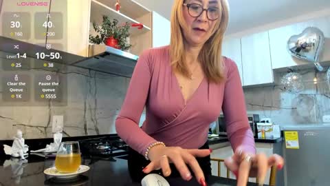 ASHLEY online show from 01-17-25, 06:23