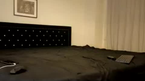 Snapshot of milfgoddessxo chatting on 06-21-26, 02:25 MILFGODDESSXO online show from 06-21-26, 02:25