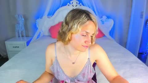 milkablond online show from 05-19-26, 01:56