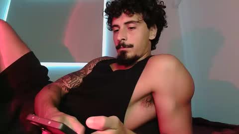 Snapshot of milkoffee chatting on 03-11-26, 02:12 milkoffee online show from 03-11-26, 02:12