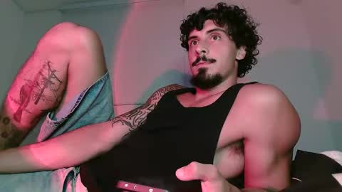 Snapshot of milkoffee chatting on 03-17-26, 02:05 milkoffee online show from 03-17-26, 02:05