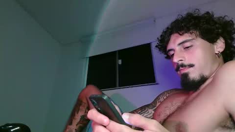 Snapshot of milkoffee chatting on 03-24-26, 05:01 milkoffee online show from 03-24-26, 05:01