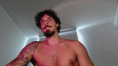 Snapshot of milkoffee chatting on 03-26-26, 08:25 milkoffee online show from 03-26-26, 08:25