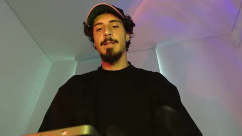 milkoffee online show from 05-15-26, 01:51