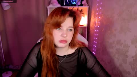 Lisa online show from 04-27-26, 04:54