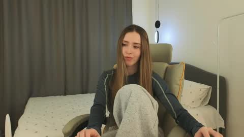 Eva online show from 04-03-26, 05:27