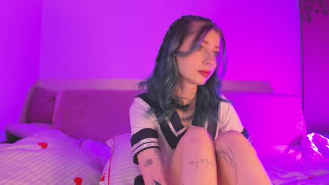 Snapshot of milla_remmy chatting on 02-23-26, 02:20 Milla online show from 02-23-26, 02:20