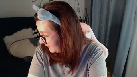 Snapshot of millapoolys chatting on 06-19-26, 07:06 Milla online show from 06-19-26, 07:06