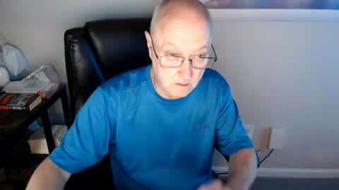 Snapshot of millenium0129 chatting on 06-28-26, 03:01 millenium0129 online show from 06-28-26, 03:01