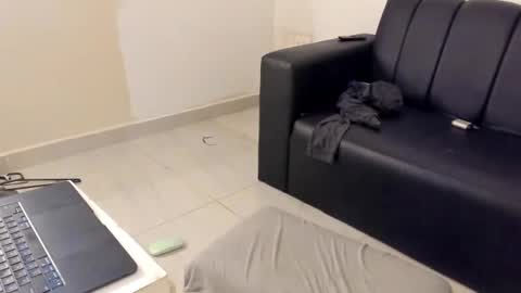 Snapshot of millerjdm chatting on 06-12-26, 12:20 SlimnHungOH online show from 06-12-26, 12:20