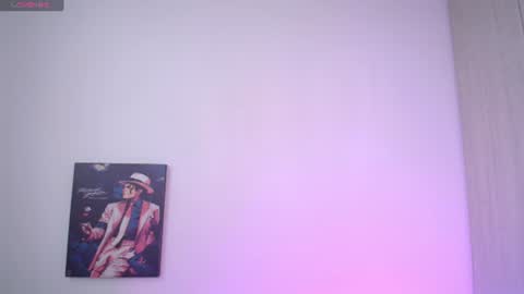 Snapshot of millie_bobby_ chatting on 06-20-26, 06:22 Millie Bobby online show from 06-20-26, 06:22