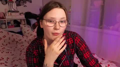 Millie online show from 02-22-26, 02:48