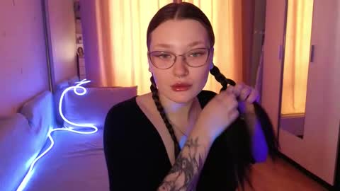 Millie online show from 03-11-26, 06:08