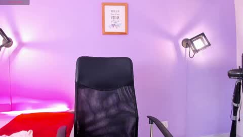 Millie online show from 04-22-26, 12:07