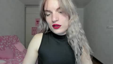 mili-kira online show from 04-29-26, 08:48