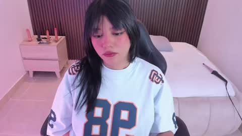 millyevans1 online show from 04-24-26, 03:31