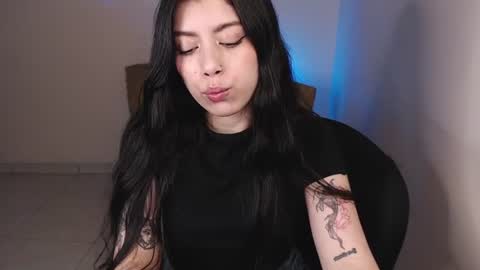 Snapshot of millyx_ chatting on 06-16-26, 09:23 Emily online show from 06-16-26, 09:23