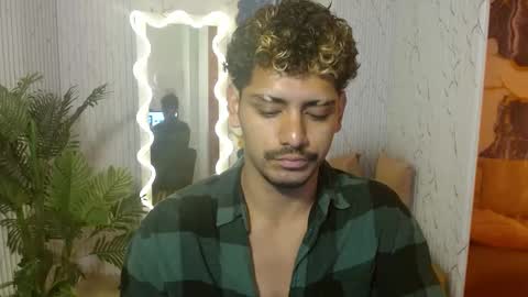 milo_tay online show from 03-25-26, 11:49