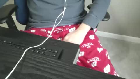 milwaukeebadger24 online show from 03-18-26, 12:41