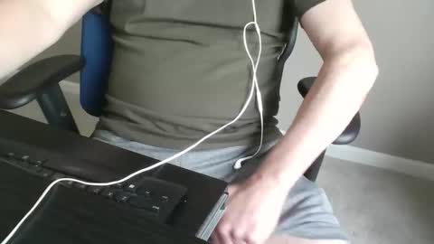 milwaukeebadger24 online show from 04-15-26, 04:58