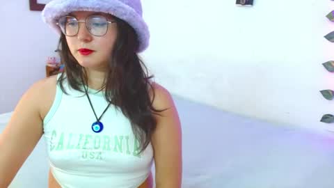 Snapshot of mily_baker chatting on 06-25-26, 06:45 mily_baker online show from 06-25-26, 06:45