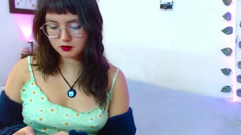 Snapshot of mily_baker chatting on 07-14-26, 06:13 mily_baker online show from 07-14-26, 06:13