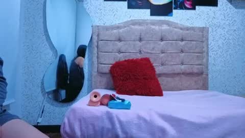 mily online show from 07-04-26, 03:02