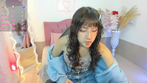 mily_tay online show from 03-24-26, 11:37