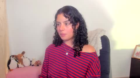 Snapshot of mimi_sa chatting on 05-06-26, 02:51 Mimii online show from 05-06-26, 02:51