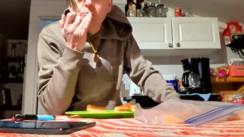 mindbodysoul_13 online show from 05-12-26, 09:34
