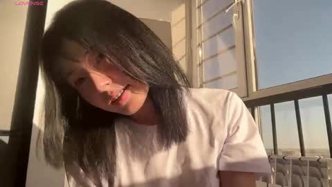 Snapshot of minnie_joy_ chatting on 04-30-26, 12:22 Joy online show from 04-30-26, 12:22