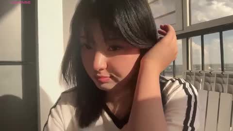Snapshot of minnie_joy_ chatting on 05-11-26, 12:11 Joy online show from 05-11-26, 12:11