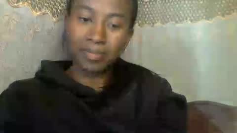 minouch211907 online show from 07-10-26, 12:08