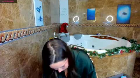 Snapshot of mira_karter chatting on 01-12-25, 07:53 Mira online show from 01-12-25, 07:53