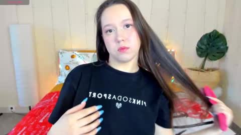 Mira online show from 04-19-26, 02:44
