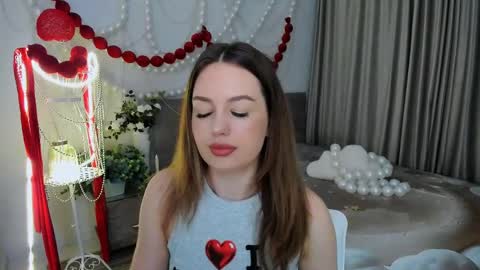 Emma online show from 05-05-26, 07:44