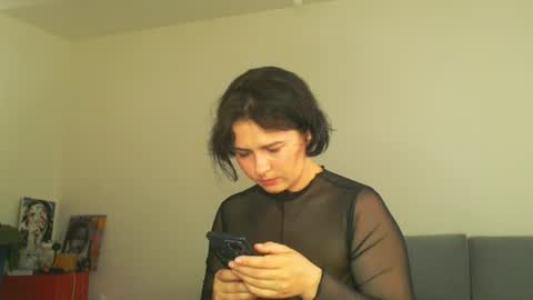 Snapshot of miradiaz chatting on 06-20-26, 08:17 Meera online show from 06-20-26, 08:17