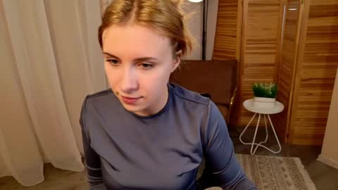 Aki online show from 04-22-26, 01:23