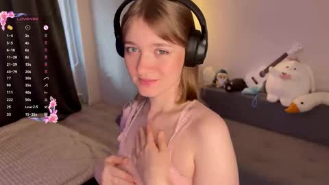 Mira online show from 05-23-26, 10:47