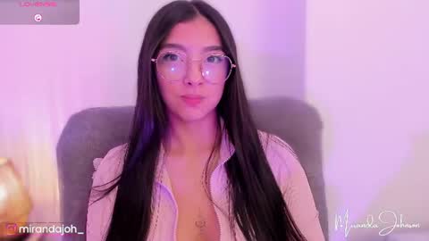 Snapshot of mirandajohnson_ chatting on 06-26-26, 01:48 Miranda online show from 06-26-26, 01:48